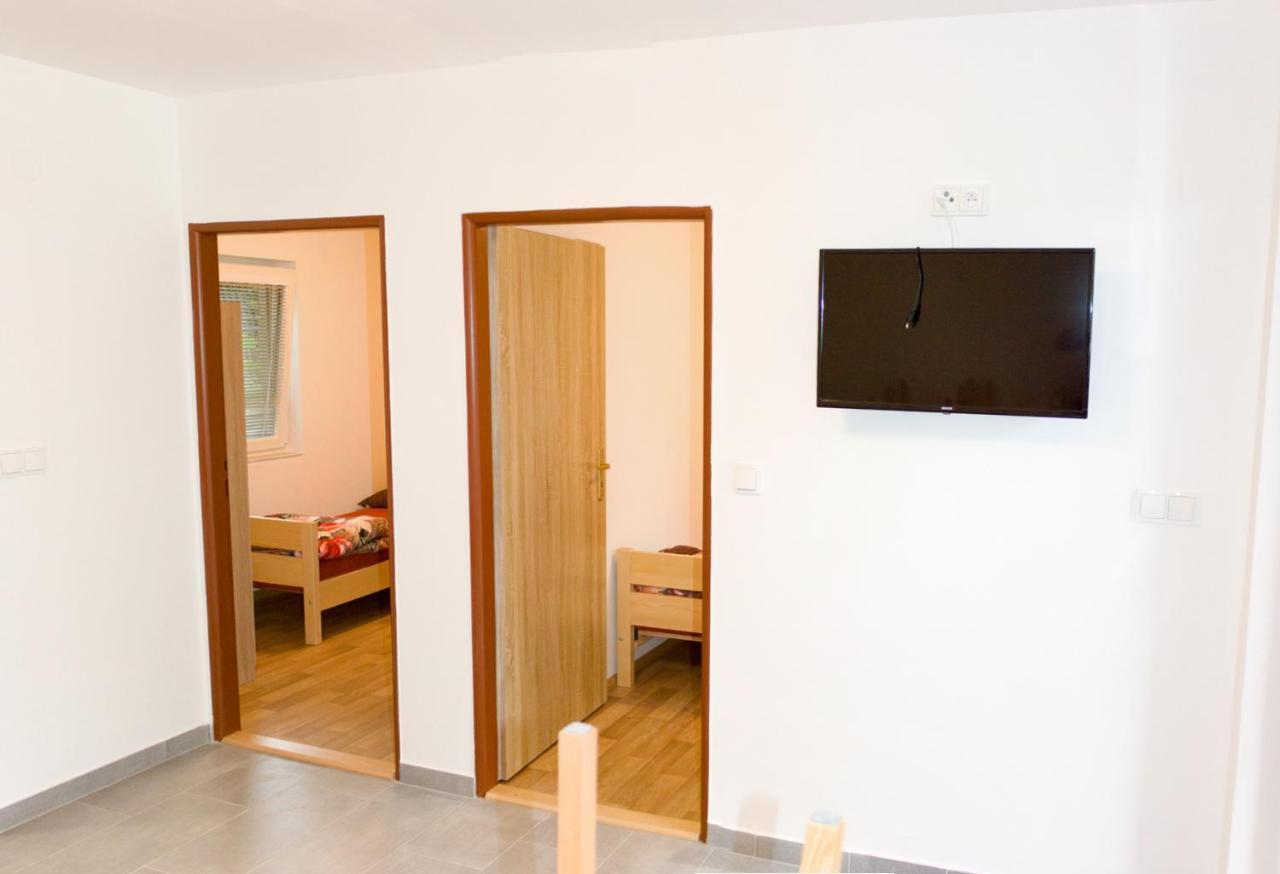 Hotel Autokemp U Věže Hořice Exteriér fotografie